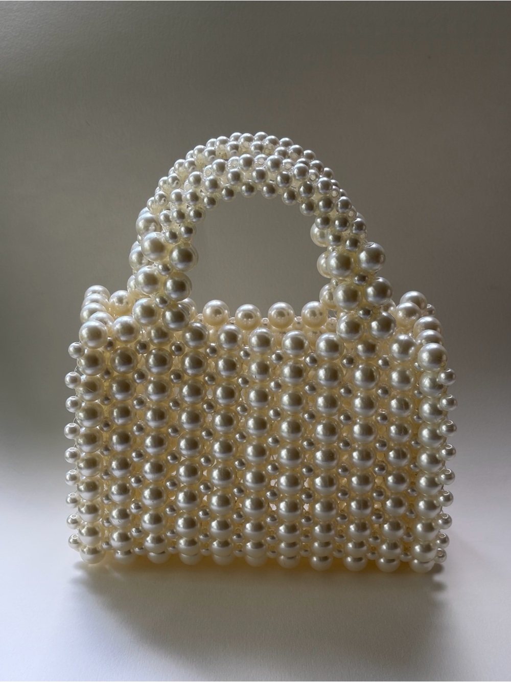 Vintage-style pearl mini bag